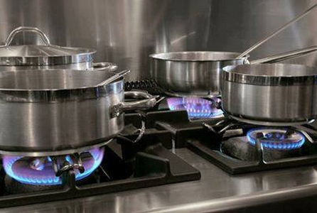 Nên chọn bếp điện, bếp từ hay bếp gas?